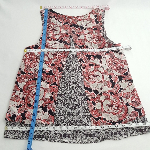 LUCKY BRAND XS 100% Silk Sleeveless Floral Blouse - Picture 3 of 6